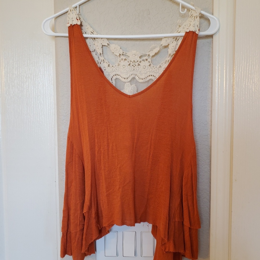 Flowy Summer Top 🧡